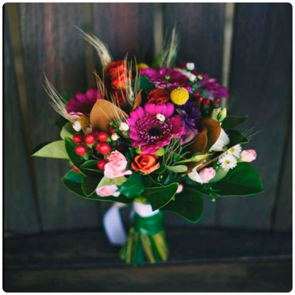 Anniversary - Alyssa and Guy's June Country Wedding