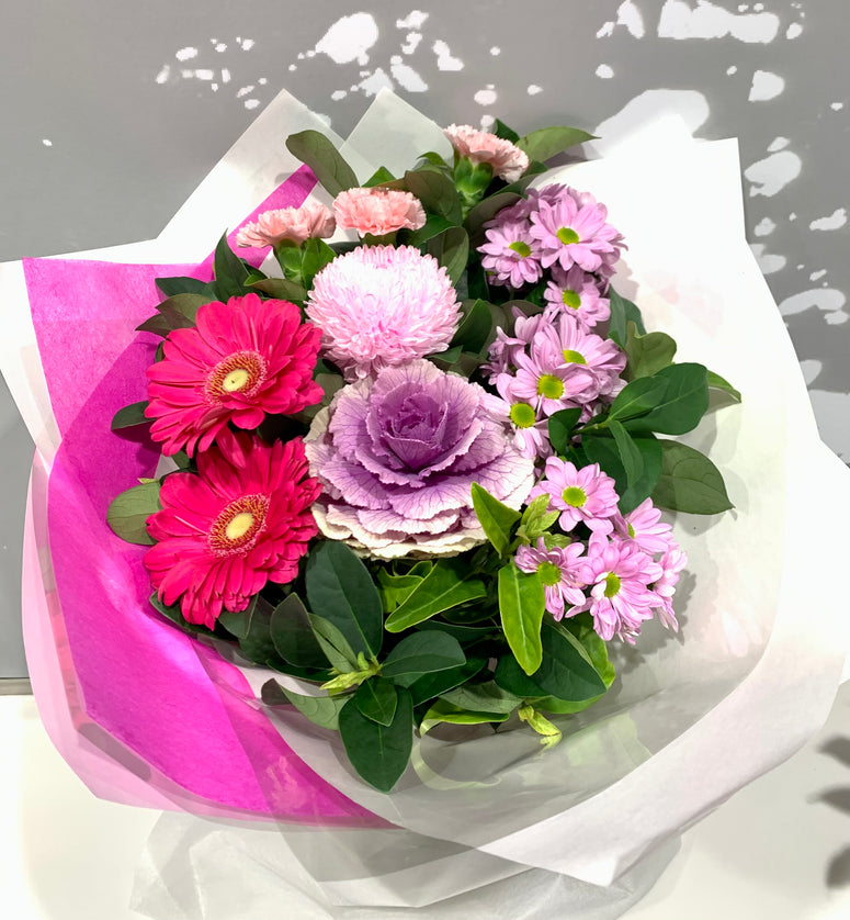 Modern Bouquet - pinks
