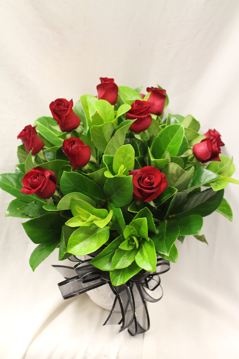 Pot of Valentine Roses